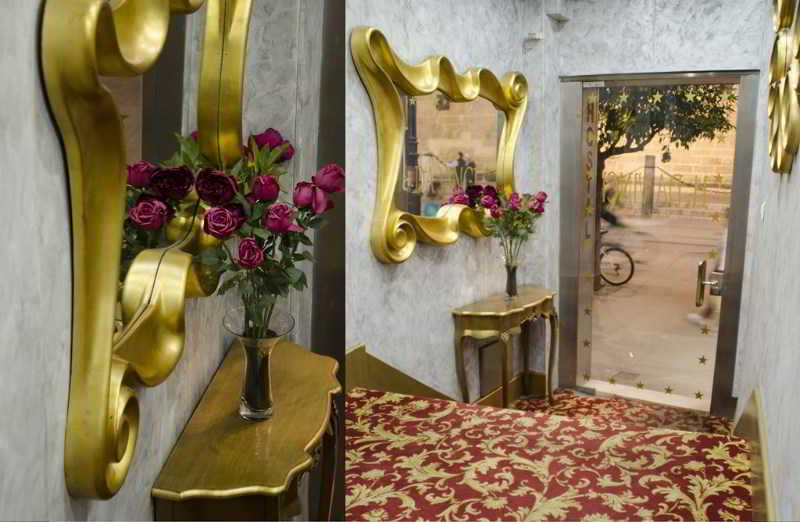 โอสตัล เลโอนาโด ดา วินซี Hotel เซบีญา ภายนอก รูปภาพ